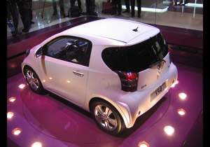 Toyota iQ Urban Car